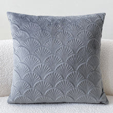Load image into Gallery viewer, Scallop Design Cushion Cover