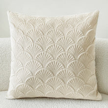 Load image into Gallery viewer, Scallop Design Cushion Cover