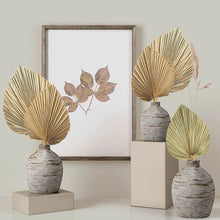 Load image into Gallery viewer, Set of 5 Natural Dried Palm Leaves by Allthingscurated is made of 100% natural palm leaves. Display them in a large vase or jar to create a bold statement and add a touch of tropical vibes to your home. They are perfect for turning your home into an exotic, tropical oasis.