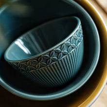 Load image into Gallery viewer, Floral Relief Ceramic Bowls