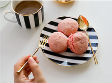 Load image into Gallery viewer, Florence Gold/Silver Flatware Set