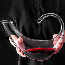 Load image into Gallery viewer, Scorpion Wine Decanter