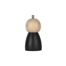 Load image into Gallery viewer, Beech Wood Salt & Pepper Mills