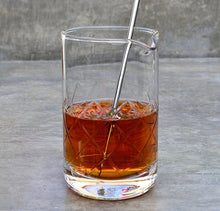 Load image into Gallery viewer, Rhombus Pattern Cocktail Mixing Glass, 600ml