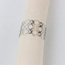Load image into Gallery viewer, Geometric Pattern Gold/Silver Napkin Rings (set of 12)