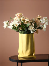 Load image into Gallery viewer, Morandi Ceramic Bag Vase