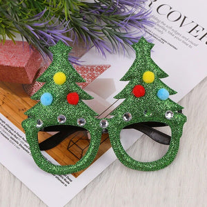 These Christmas Party Glasses by Allthingscurated are the perfect fun accessory for festive parties and gatherings during the holiday season. Their unique design and cheerful holiday style make them great props for creating memorable moments an happy Instagram posts to capture the joy of the season. Featured here is Green Tree design.