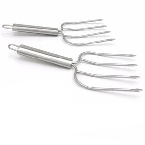 This set of 2 Turkey Lifters by Allthingscurated are crafted from stainless steel that is ergonomic in design that ensure effortless lifting and steady handling with a comfortable rounded handle. Measuring 25cm or 9.8 inches in length and 10cm or 4 inches in width.
