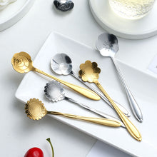 Load image into Gallery viewer, Flower Teaspoon 8-piece Set (assorted designs)
