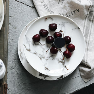 Modern ceramic plates with a marble design by Allthingscurated. These timeless and elegant plates come in 6, 8 or 10 inches.