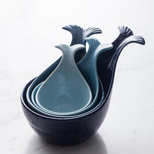 Load image into Gallery viewer, Allthingscurated Blue Whale Bowl Set consisting of 4 bowls in sizes from small to extra-large.
