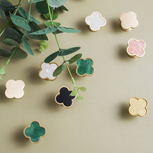 Load image into Gallery viewer, Four-leaf Clover Wall Hooks
