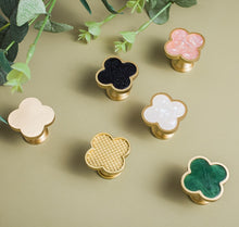 Load image into Gallery viewer, Four-leaf Clover Wall Hooks
